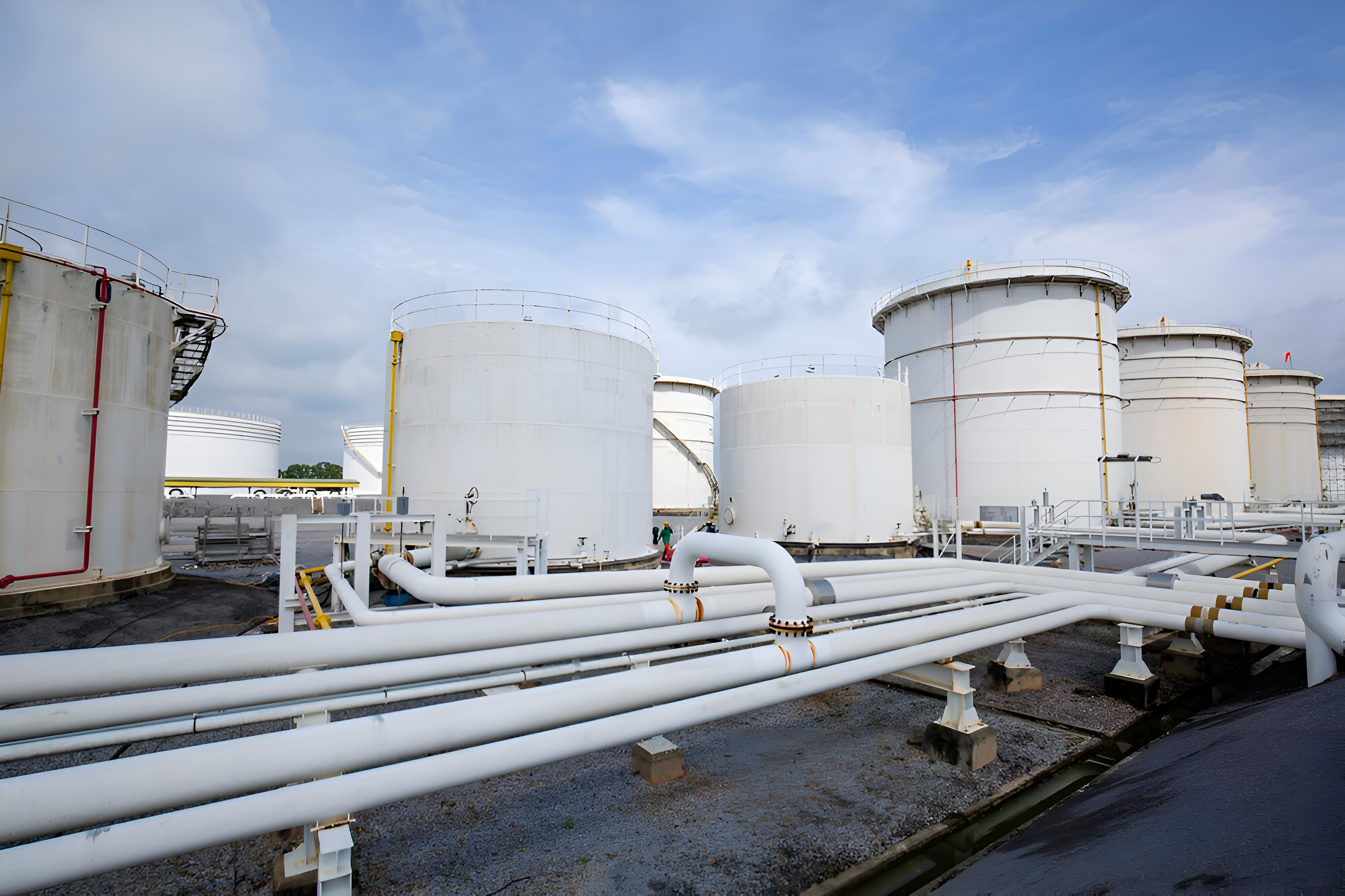 Suministro de combustible directo en terminal RACK para máxima eficiencia operativa - Cassiopeia Petrolíferos